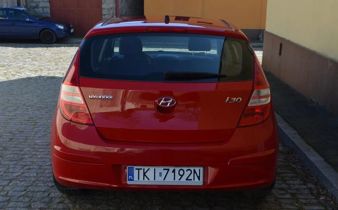 Hyundai I30 cena 15900 przebieg: 174000, rok produkcji 2009 z Radlin małe 352